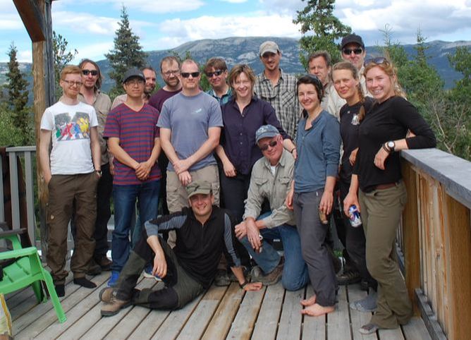 VeWa Team Gorup photo in the Yukon.